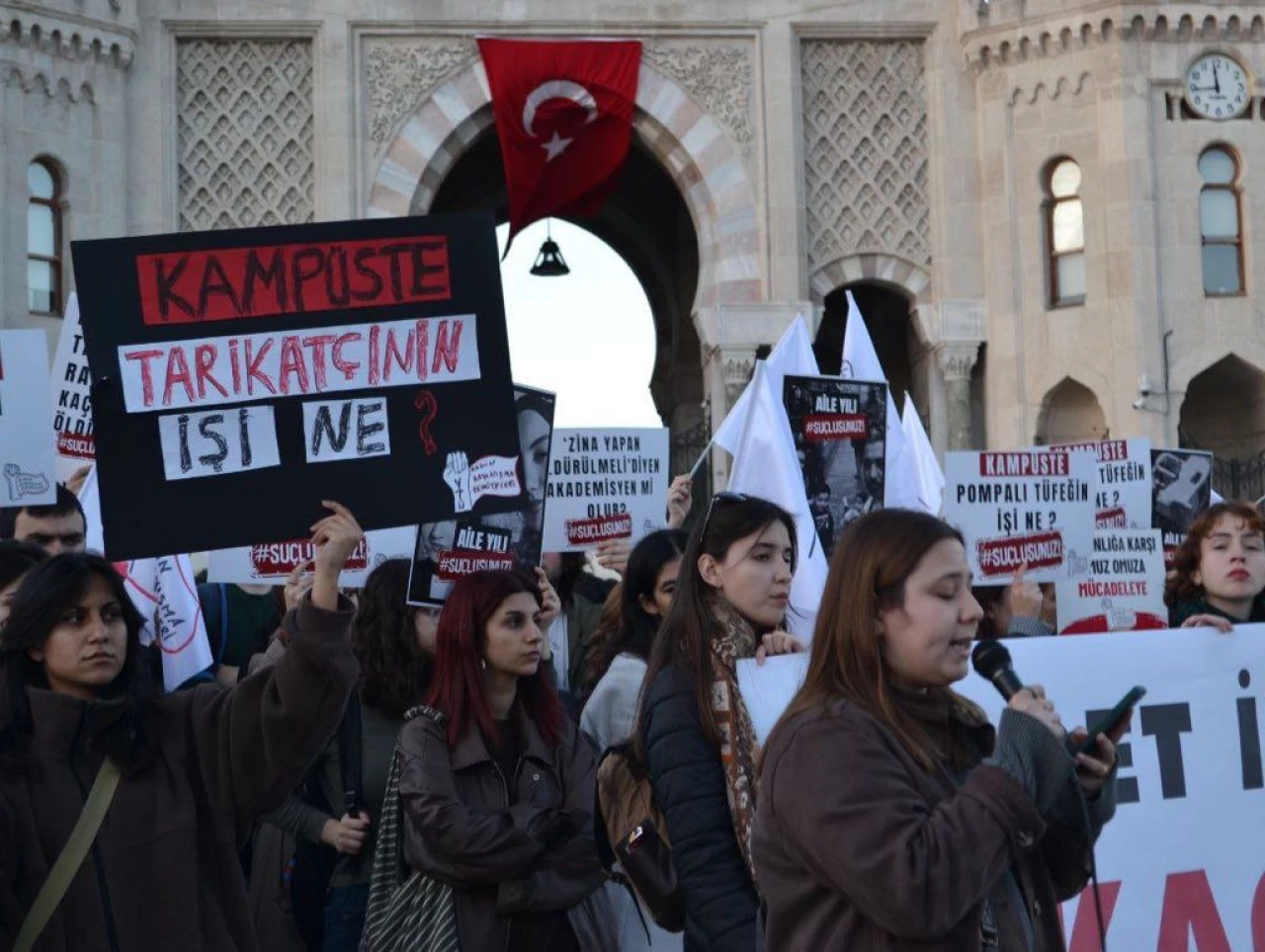 KDK’lı kadınlar meydanları doldurdu: ‘Şiddet iktidarınızı yıkacağız!’