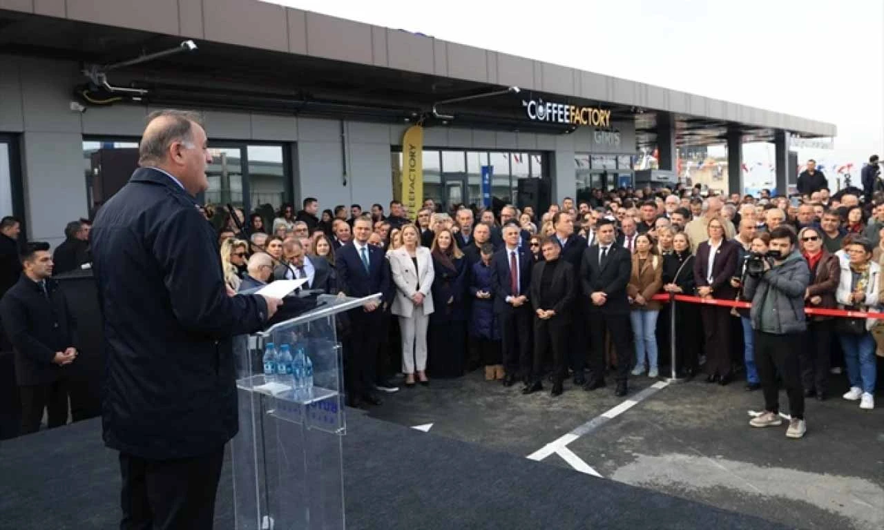 Büyükçekmece Cep Otogarı hizmete açıldı