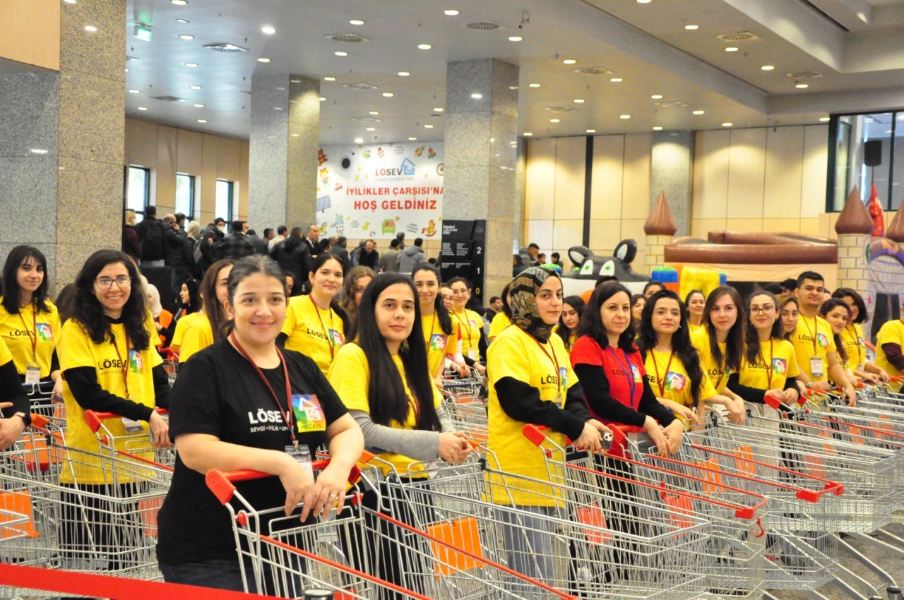 LÖSEV: “Sen varsan biz varız”