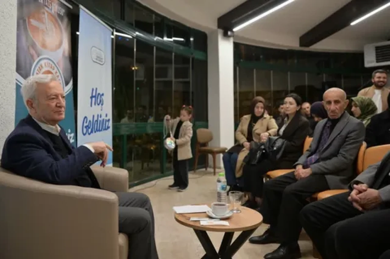 Esenyurt’ta Edebiyat Dolu Akşam