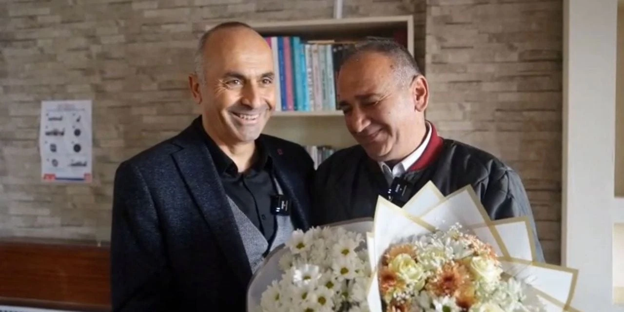 Öğretmenlerden, dünya şoförler gününde sürpriz