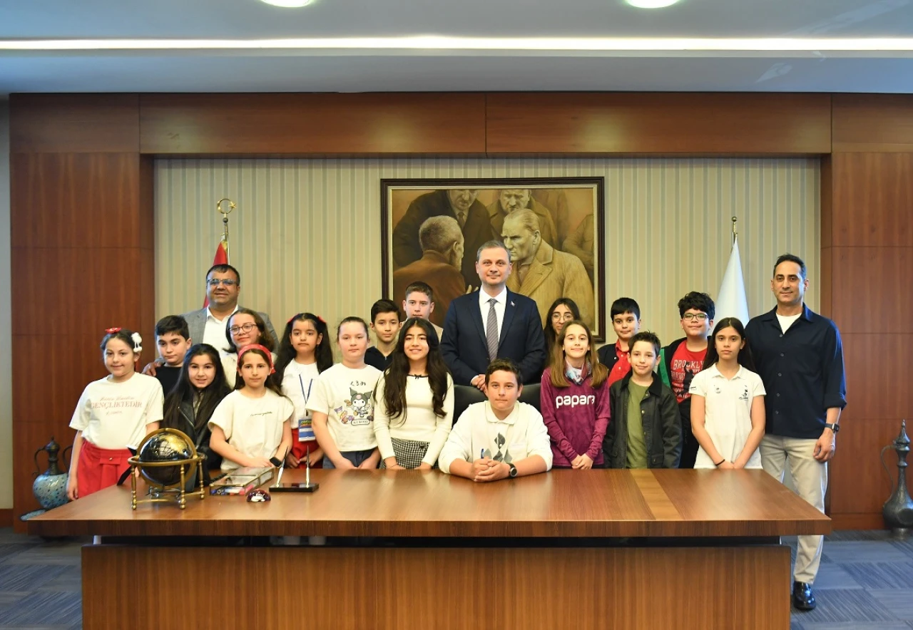 Çocuklar Mecliste Hayallerindeki Beylikdüzü’nü Anlattı