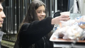 Kartal Belediyesi’nden Sıcak Çorba İkramı