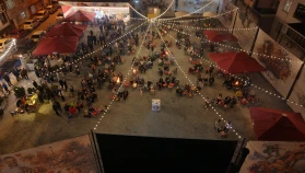 By Kafe’de İlk Gösterim