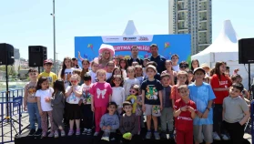 İstanbul Çekmeköy’de gökyüzünde renk cümbüşü