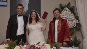 BEŞİKTAŞ EVLENDİRME DAİRESİ’NDE REKOR GÜN
