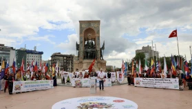 Taksim Meydanı dünya sahnesine dönüştü