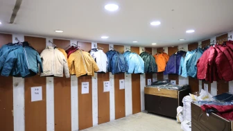 Bayrampaşa Belediyesi’nden 900 çocuğa 900 mont