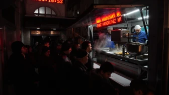 Kartal Belediyesi’nden Lokma İkramı