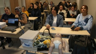 Kartal Belediyesi’nden kadınlara yönelik eğitim