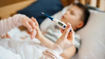 BU VİRÜS ÇOCUKLARDA HIZLA BULAŞIYOR!