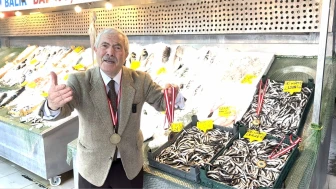 Balıkçı Kenan’dan “şampiyon hamsi” vurgusu
