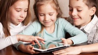 “Tablet nesli” kitapla tanışmadan okula başlıyor!