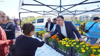 Beylikdüzü’nde annelere özel kutlama