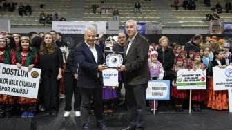 Kartal’da halk oyunları rüzgârı