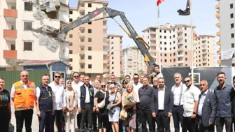 Büyükçekmece Emka Ulu Sitesi'nde kentsel dönüşüm başladı.