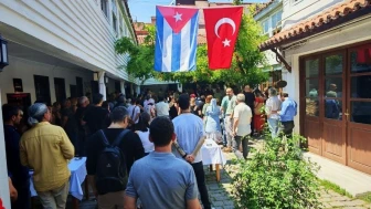 Çanakkale'den Küba'ya destek