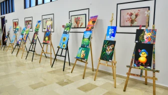 Kadın Sanat Merkezi’nde Kursiyerler Yeteneklerini Sergiledi