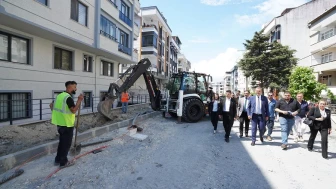 BEYLİKDÜZÜ’NDE YOL BAKIM VE YENİLEME ÇALIŞMALARI HIZ KESMEDEN SÜRÜYOR