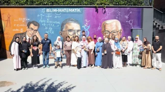 Bosna Hersekli Öğrencilerden Bilim Ümraniye'ye Ziyaret