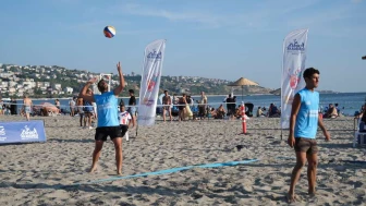 30 Ağustos Zafer Kupası Plaj Voleybolu Turnuvası nefesleri kesti