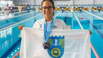 Nil Şahin’den Gururlandıran Başarı