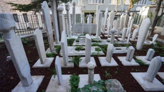 Fatih Üç Baş Nureddin Hamza Camii Haziresi Restore Edildi
