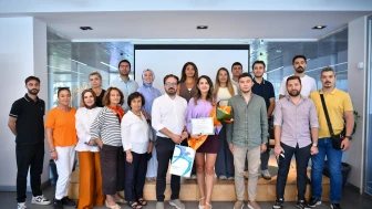 SMART TALKS’TA GELECEĞİN İLETİŞİM BECERİLERİ KONUŞULDU