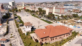 Büyükçekmece'ye Cumhuriyet Kent Meydanı Açılıyor