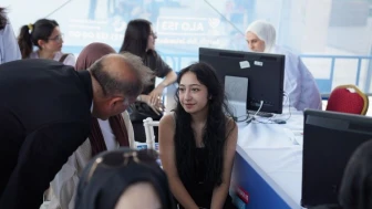 İBB Gençleri Yalnız Bırakmıyor