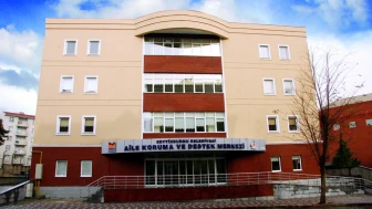 AKDEM Bahçe Seminerleri’nde Sağlıklı Cilt ve Saç Bakımı Konuşulacak