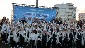 Toplu Sünnet Şöleni Renkli Görüntülere Sahne Oldu
