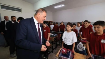 İBB'den Öğrencilere Kırtasiye Desteği