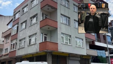 Evinde misafir olarak kaldığı arkadaşını öldürüp kaçtı