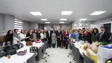 4 BİNİ AŞKIN FİDAN ÖĞRETMENLER İÇİN TOPRAKLA BULUŞTU