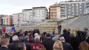 Beton dökmekle hizmet olmaz!