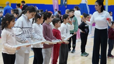 Çocuklar tatilin tadını sporla çıkardı