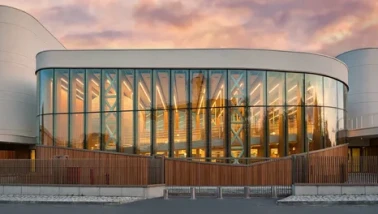 Zaman kırıldı, sistem çöktü!