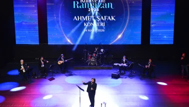 Sanatçı Ahmet Şafak'tan Külliye’de Ramazan Konseri