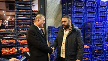 Bu Ülkenin Birliğe ve Dirliğe İhtiyacı Var, Çalışmaya İhtiyacı Var