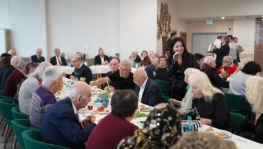 İBB Huzurevi’nde kahvaltı bayramlaşma