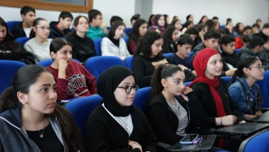 Esenyurt Belediyesi’nden sınava hazırlanan gençlere destek