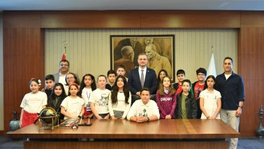 Çocuklar Mecliste Hayallerindeki Beylikdüzü’nü Anlattı