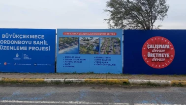 Büyükçekmece sahilindeki bariyerler vatandaşı bezdirdi!