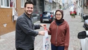 Bayrampaşa’dan öğrencilere destek