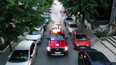 ŞİŞLİ’DE KENE VE SİNEKLERE KARŞI ETKİN MÜCADELE…