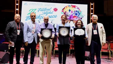 Büyükçekmece Festivali'nde Basın Mensupları Ödüllendirildi