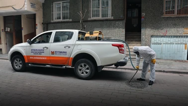 Zeytinburnu'nda Sivrisineklere Karşı Yaz Mesaisi