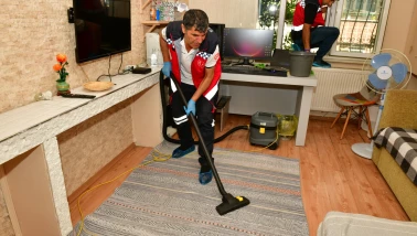 Esenyurt Belediyesi'nden Temizlik Desteği