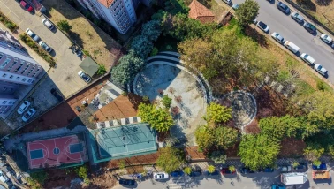 Maltepe’de park ve yeşil alanlarda yenileme seferberliği